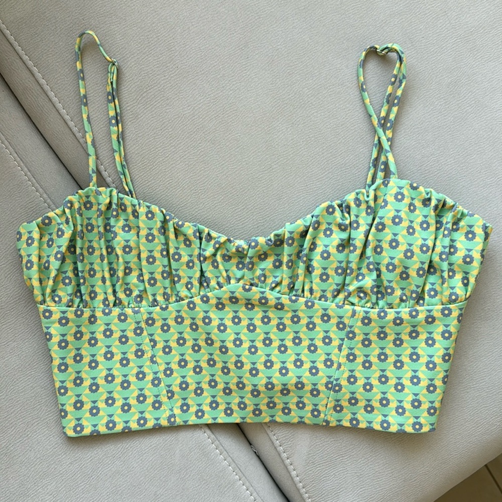 Zara Green/Yellow/Purple Crop Top Size Medium. Runs Small Barely Used